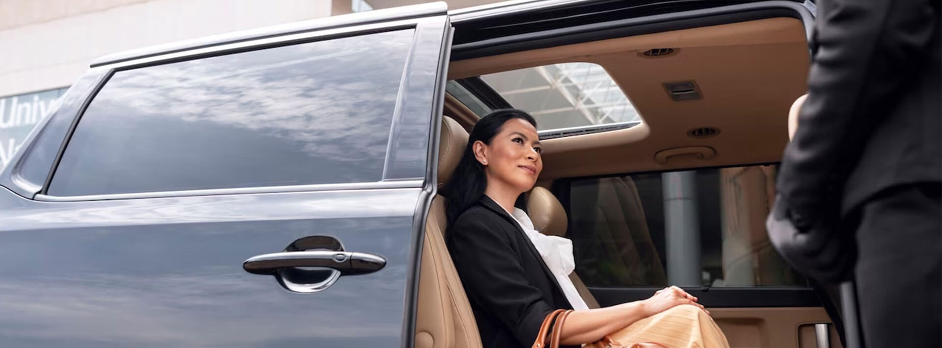 THUÊ XE TẠI QUẢNG CHÂU